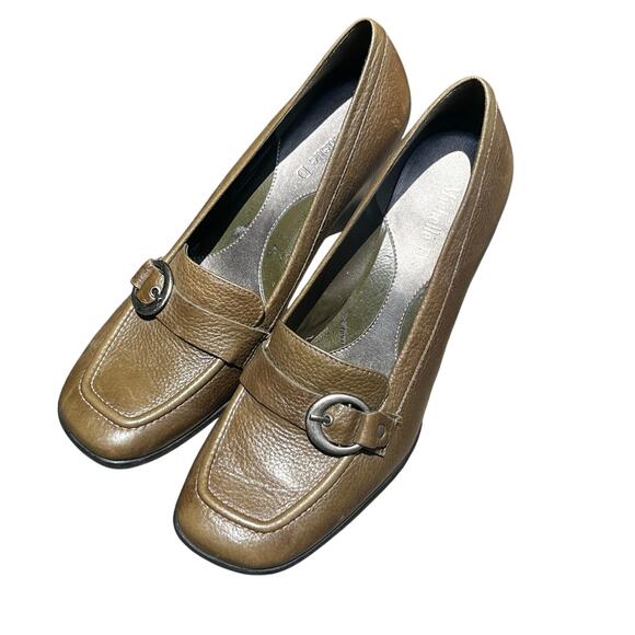 Michelle D Leather Loafer Professional Wedge Heel Olive Green Sz 8 - Picture 2 of 5